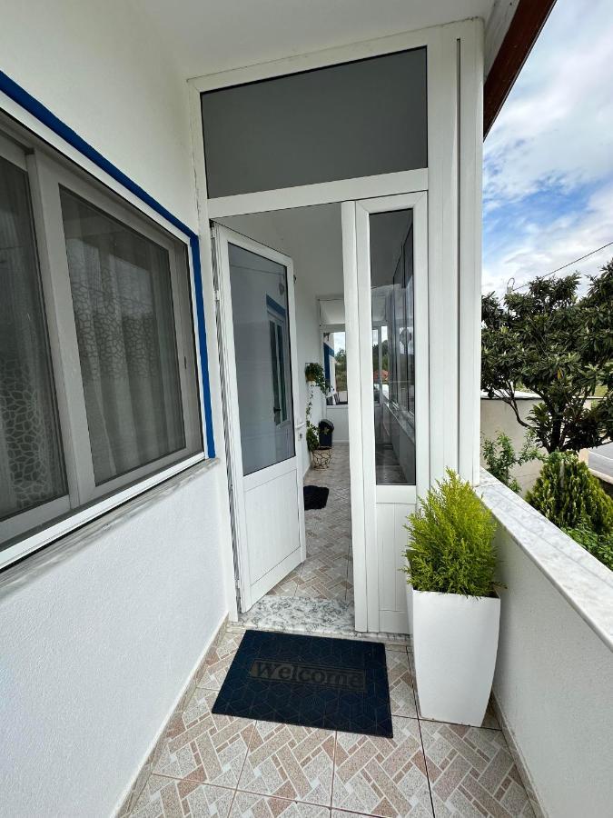 Guest House Krishen Përmet エクステリア 写真